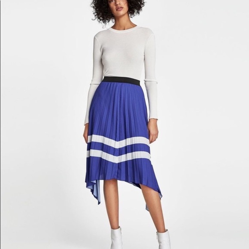 Limited edition blue asymmetrical Zara skirt